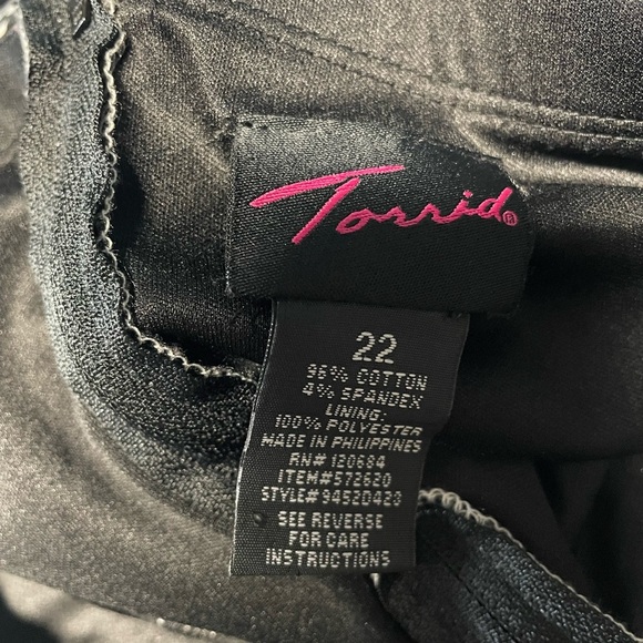 Vintage torrid dress halter neck black white animal print women’s size 22 pinup - Picture 3 of 3